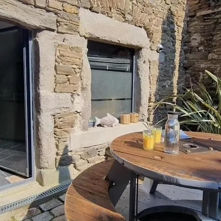 Appartement Renove Au Calme De La Campagne - 2 Pers. Tartaras
